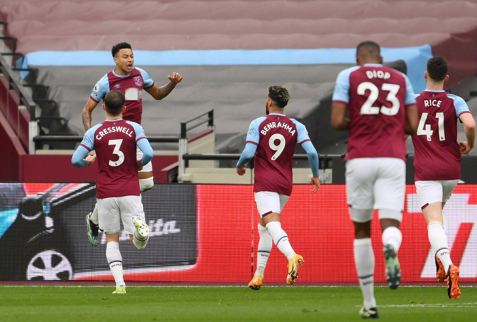 赛中表现得 赛中表现得